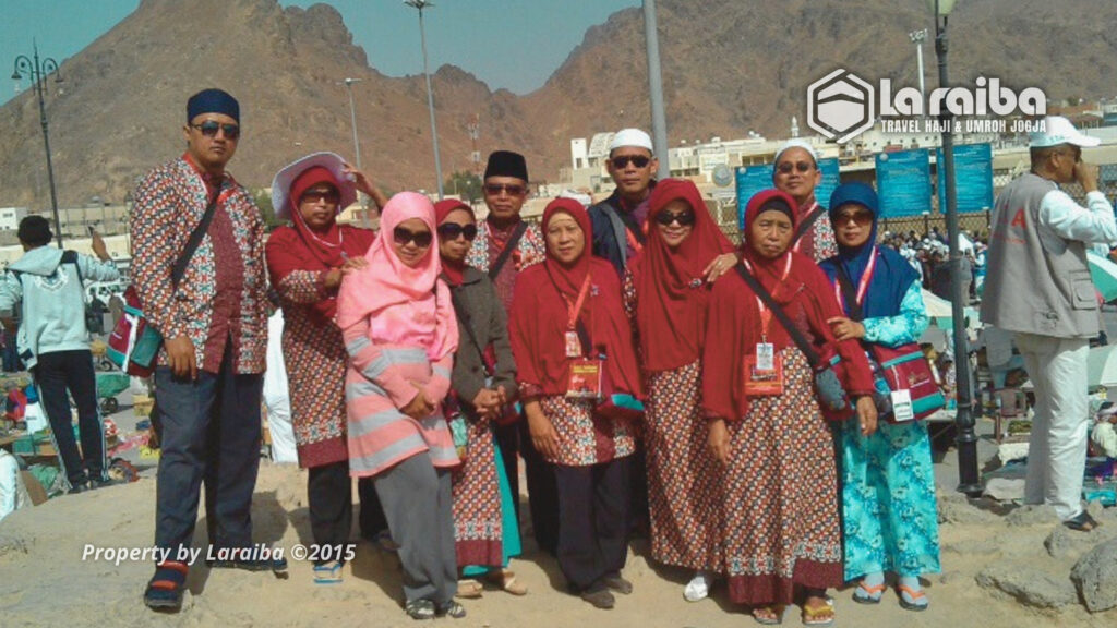 Jamaah umroh 2015 travel resmi Kemenag Laraiba Travel Jogja Perjalanan spiritual umroh 2015 dari Yogyakarta dengan Laraiba Travel