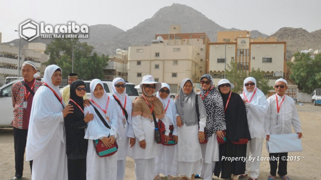 Jamaah umroh 2015 travel resmi Kemenag Laraiba Travel Jogja Perjalanan spiritual umroh 2015 dari Yogyakarta dengan Laraiba Travel